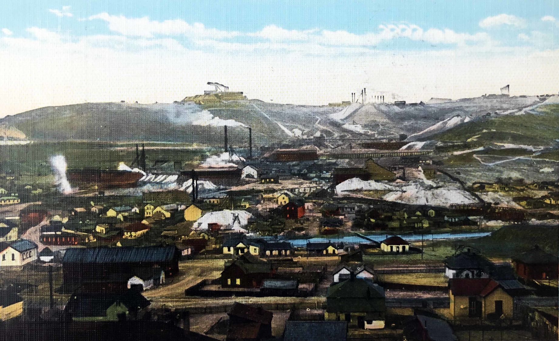 1938 postcard Meaderville side of the Butte Hill